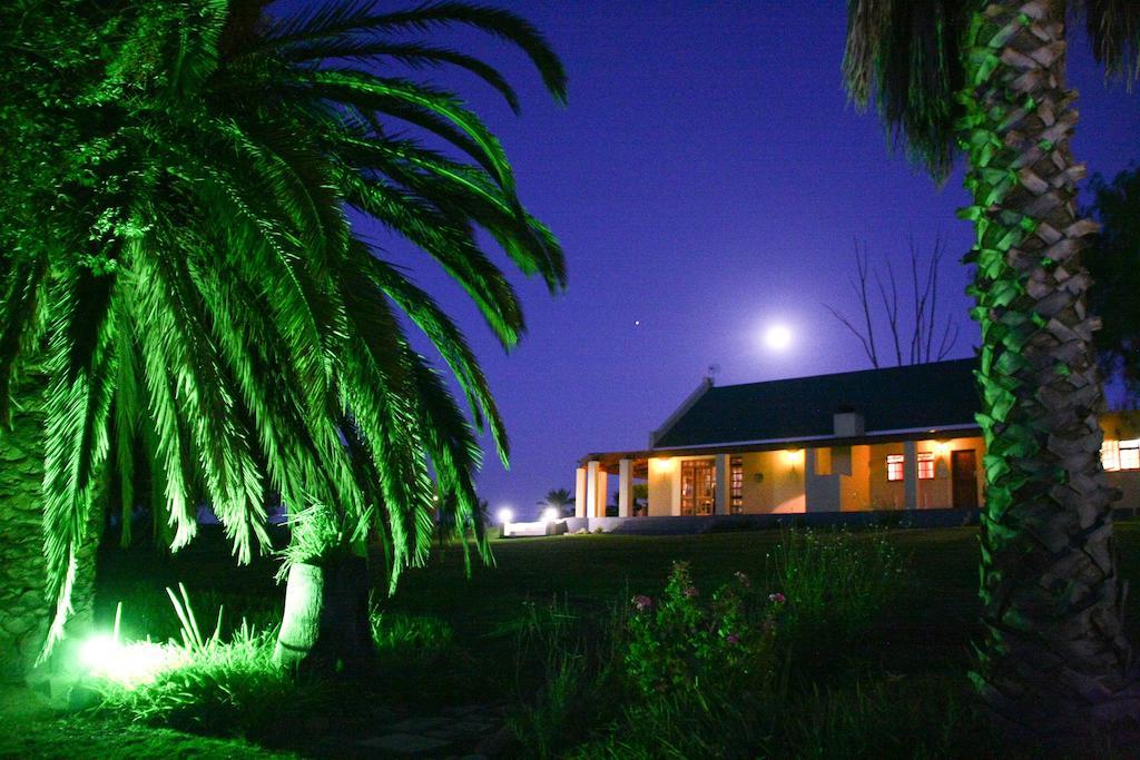 De Denne Country Guest House Oudtshoorn Dış mekan fotoğraf