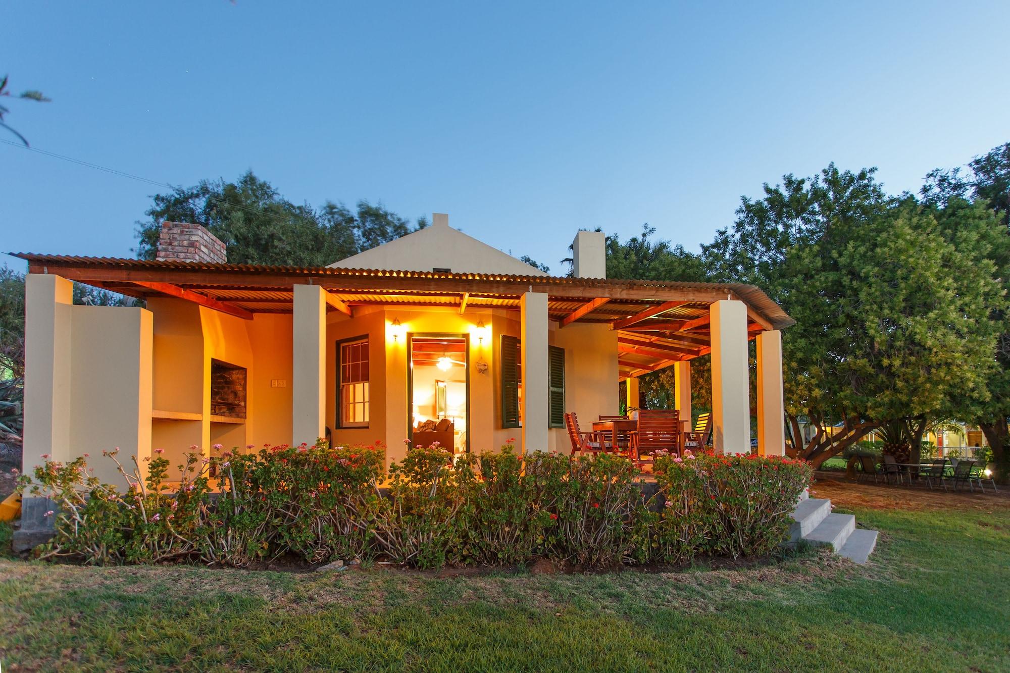 De Denne Country Guest House Oudtshoorn Dış mekan fotoğraf