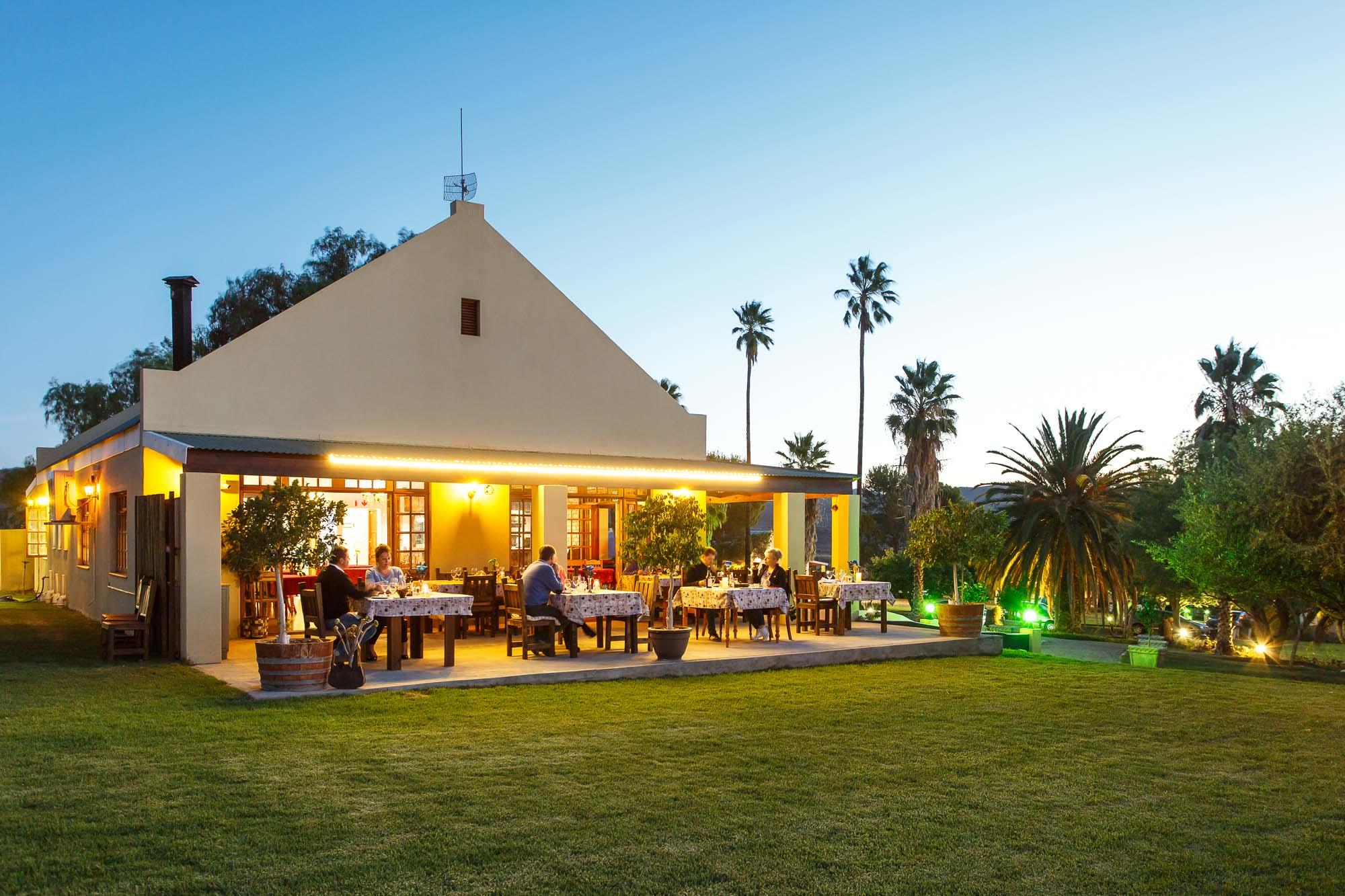 De Denne Country Guest House Oudtshoorn Dış mekan fotoğraf