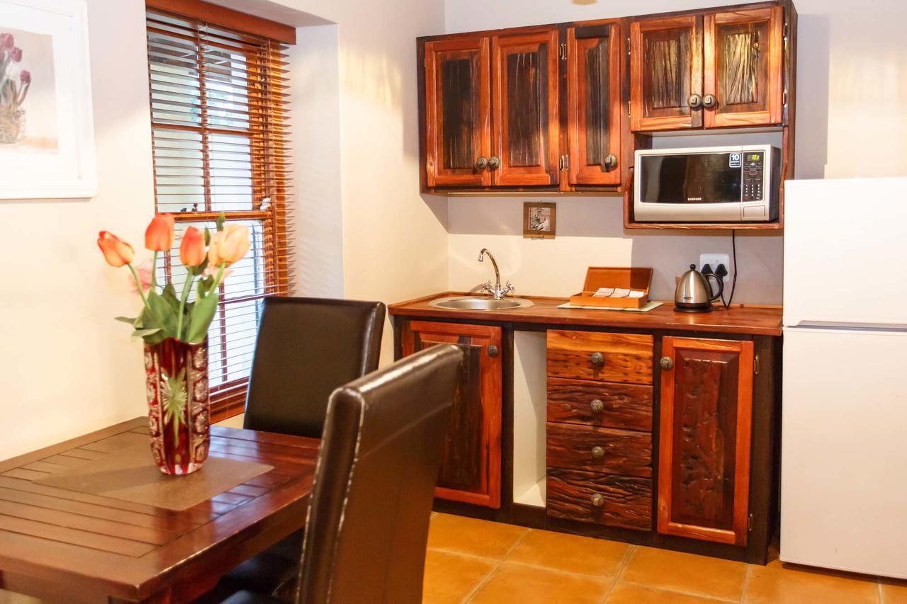 De Denne Country Guest House Oudtshoorn Dış mekan fotoğraf
